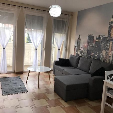 Beach Deluxe Apartman Hajduszoboszlo Exterior foto